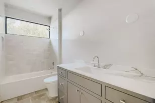 1104 Maufrais St, Austin, TX 78703 - Photo 32