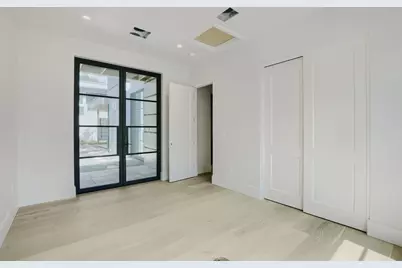 1104 Maufrais Street, Austin, TX 78703 - Photo 18