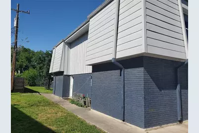 302 Carmen Court #130, Austin, TX 78752 - Photo 2