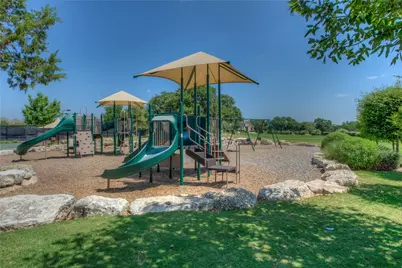 11209 Woodland Hills Trail, Austin, TX 78732 - Photo 22
