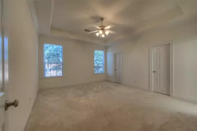 11209 Woodland Hills Trail, Austin, TX 78732 - Photo 10