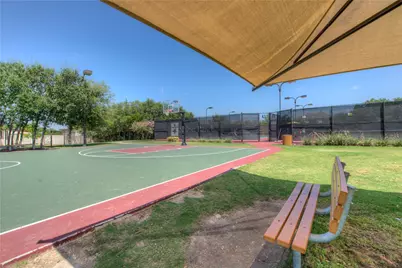 11209 Woodland Hills Trail, Austin, TX 78732 - Photo 20