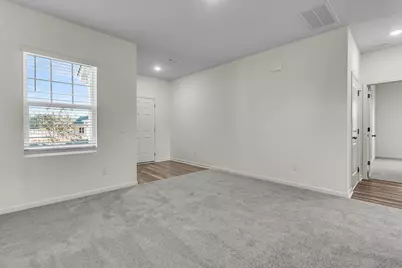 333 Sieders Street, Taylor, TX 76574 - Photo 4