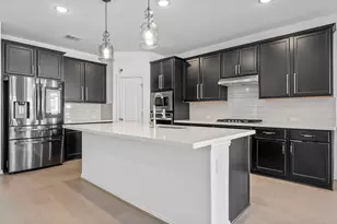 520 Landing Ln, Leander, TX 78641 - Photo 6