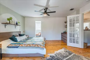 171 N Pin Oak Crossing, Elgin, TX 78621 - Photo 22