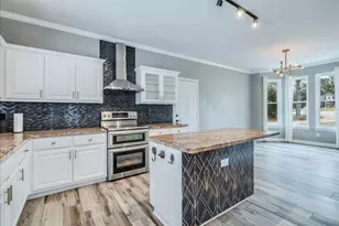 171 N Pin Oak Crossing, Elgin, TX 78621 - Photo 18