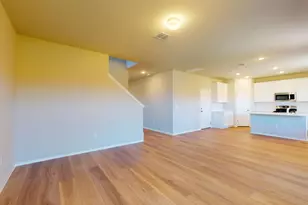 12300 Dillon Fls Dr, Austin, TX 78747 - Photo 6