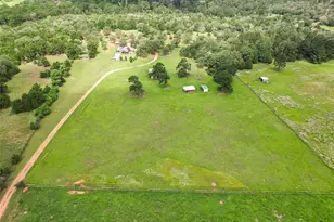 350 Young School House Rd, Smithville, TX 78957 - Photo 2