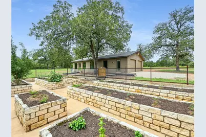350 Young School House Road, Smithville, TX 78957 - Photo 22