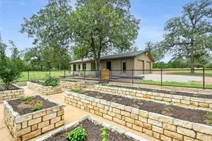 350 Young School House Rd, Smithville, TX 78957 - Photo 22