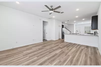 132 Christy Street, Hutto, TX 78634 - Photo 2