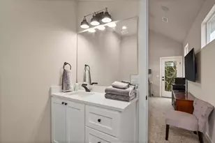 1105 S Meadows Dr, Austin, TX 78758 - Photo 8