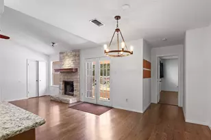 4802 Ganymede Dr, Austin, TX 78727 - Photo 10