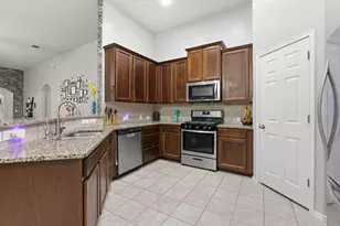 114 Painted Desert Ln, Buda, TX 78610 - Photo 6