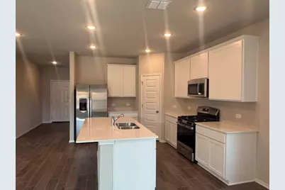 4521 Bridal Veil Drive, Austin, TX 78747 - Photo 8