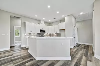 1404 Fault Line Drive, Horseshoe Bay, TX 78657 - Photo 10