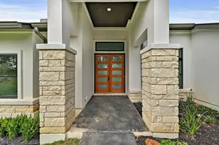 1404 Faultline Dr, Horseshoe Bay, TX 78657 - Photo 4