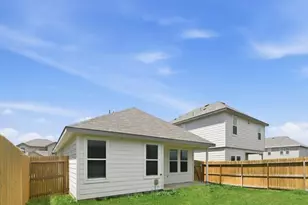 1607 Champagne Oak, New Braunfels, TX 78130 - Photo 2
