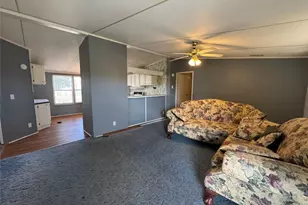 114 Speir Ln, Elgin, TX 78621 - Photo 4