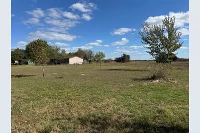 114 Speir Lane #B, Elgin, TX 78621 - Photo 2