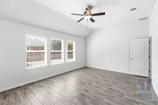 188 Danbark Dr, Buda, TX 78610 - Photo 14