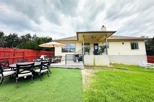 18401 Lakeland Dr, Lago Vista, TX 78645 - Photo 6