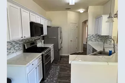 701 Los Robles Road, Leander, TX 78641 - Photo 16