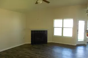 701 Los Robles Rd, Leander, TX 78641 - Photo 14