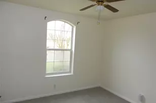 701 Los Robles Rd, Leander, TX 78641 - Photo 10