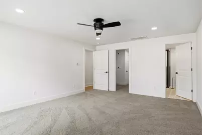 404 E Wolf Street, Granger, TX 76530 - Photo 32