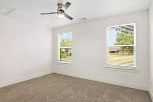 404 E Wolf St, Granger, TX 76530 - Photo 28