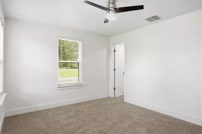 404 E Wolf Street, Granger, TX 76530 - Photo 26