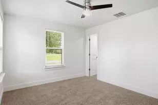 404 E Wolf St, Granger, TX 76530 - Photo 26