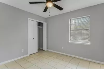 403 Edmond Street, Taylor, TX 76574 - Photo 2