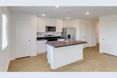 110 Bull Lake Circle, Buda, TX 78610 - Photo 4