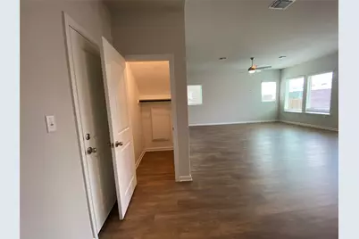 3000 Chisholm Trail Road #49, Round Rock, TX 78681 - Photo 8