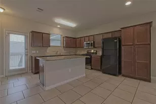 315 N Heatherwilde Blvd, Pflugerville, TX 78660 - Photo 12