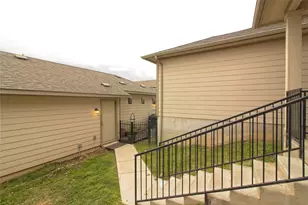 315 N Heatherwilde Blvd, Pflugerville, TX 78660 - Photo 26