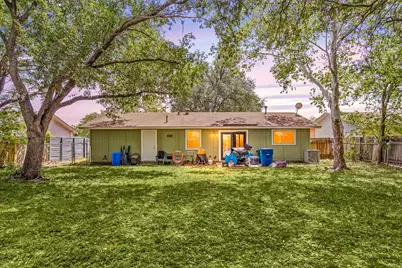 2412 E Stassney Lane, Austin, TX 78744 - Photo 6