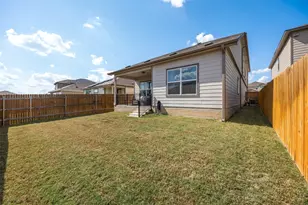 141 Rowdy Yates Wy, Jarrell, TX 76537 - Photo 28