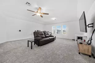 141 Rowdy Yates Wy, Jarrell, TX 76537 - Photo 24