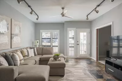 1812 West Avenue #207, Austin, TX 78701 - Photo 4