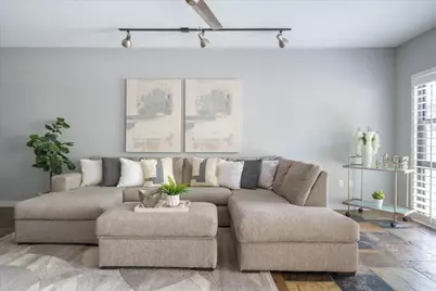 1812 West Avenue #207, Austin, TX 78701 - Photo 2