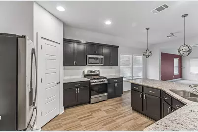 318 Blue Oak Boulevard, San Marcos, TX 78666 - Photo 8