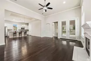 204 Delfino Cir, Lakeway, TX 78734 - Photo 16