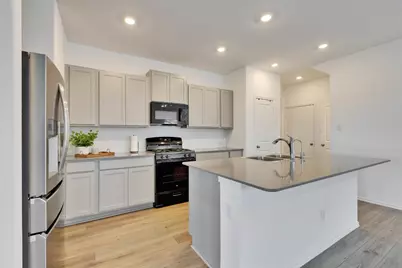 206 Canley Loop, Hutto, TX 78634 - Photo 2