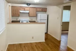 5301-A Atascosa Dr, Austin, TX 78744 - Photo 2