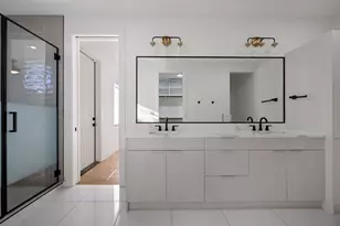 910 Nalide St, Austin, TX 78745 - Photo 24