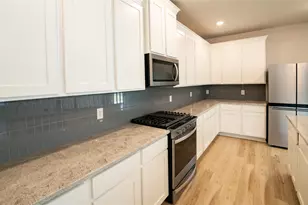 150 Angel Oak Wy, San Marcos, TX 78666 - Photo 16