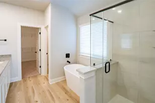 150 Angel Oak Wy, San Marcos, TX 78666 - Photo 18